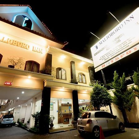 Malioboro Inn Hotel Джокьякарта Экстерьер фото