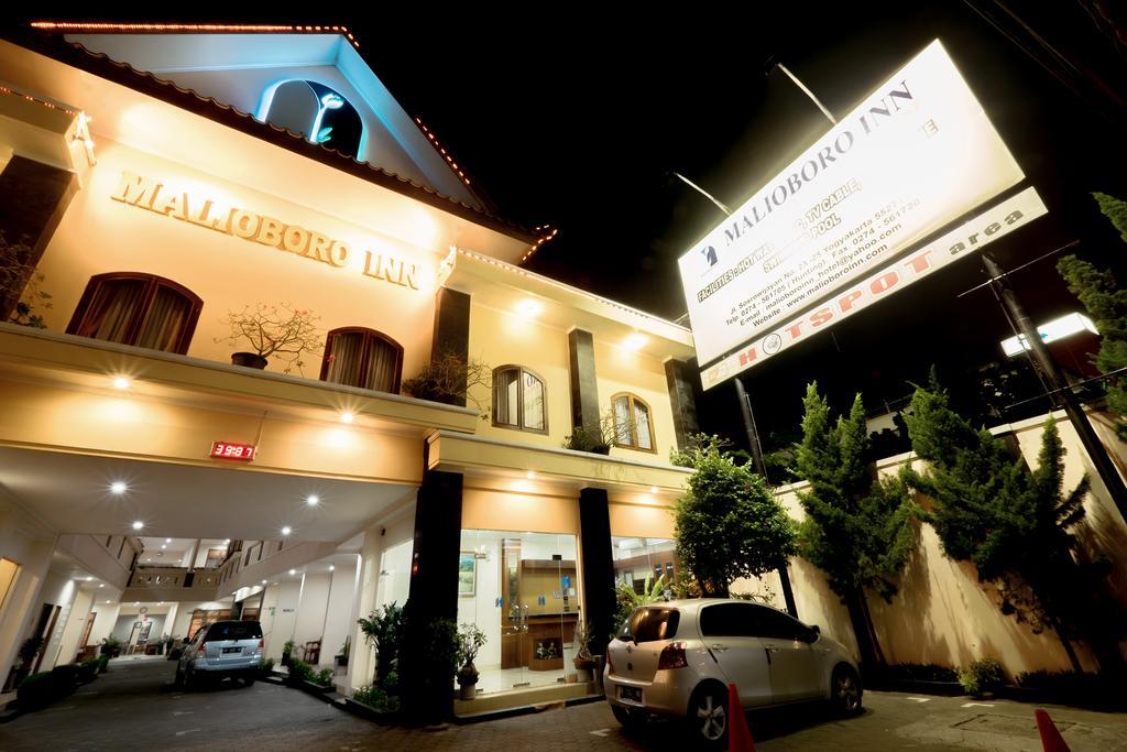 Malioboro Inn Hotel Джокьякарта Экстерьер фото